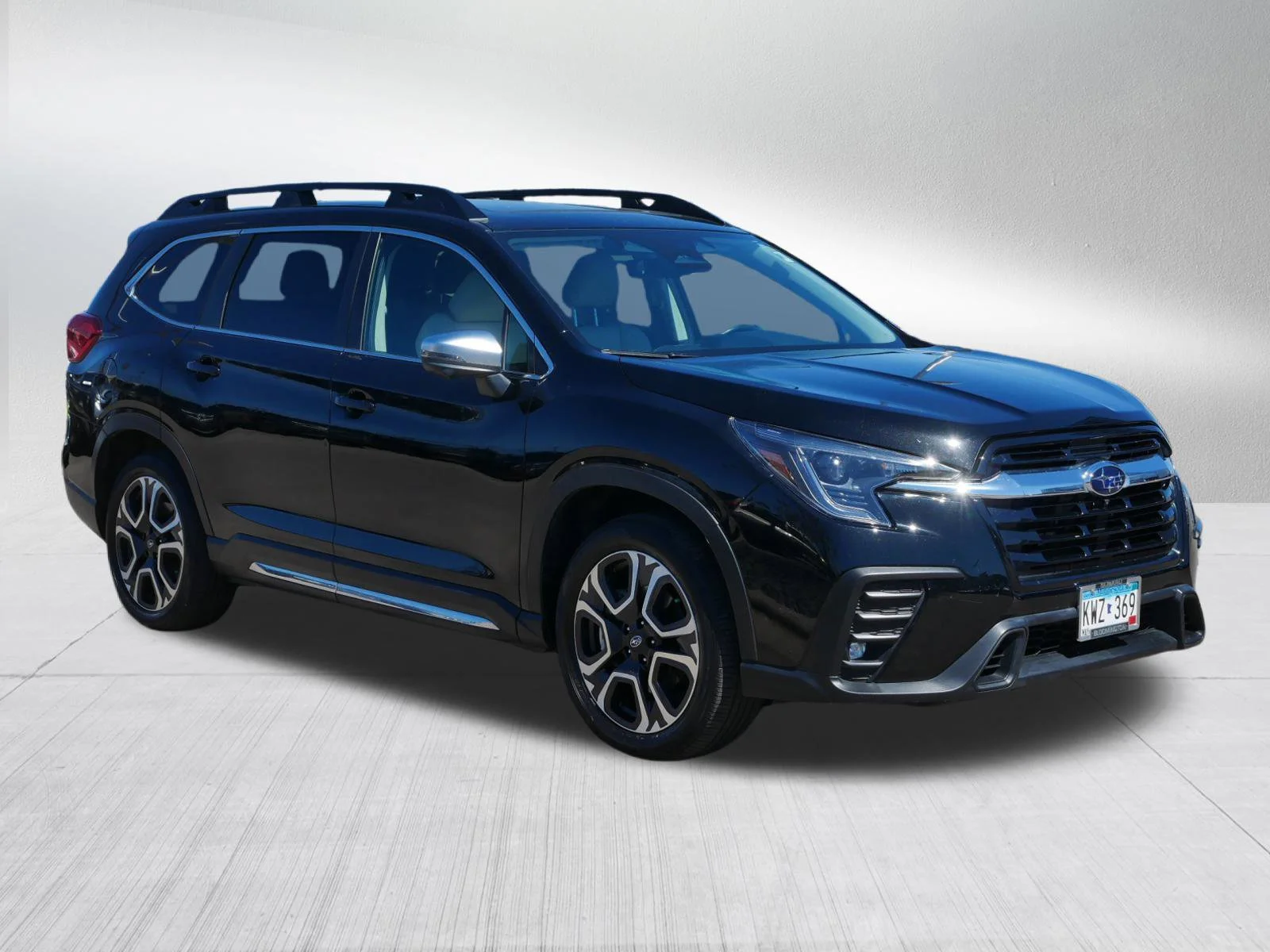 2023 Subaru Ascent Limited 7 Passenger's photo