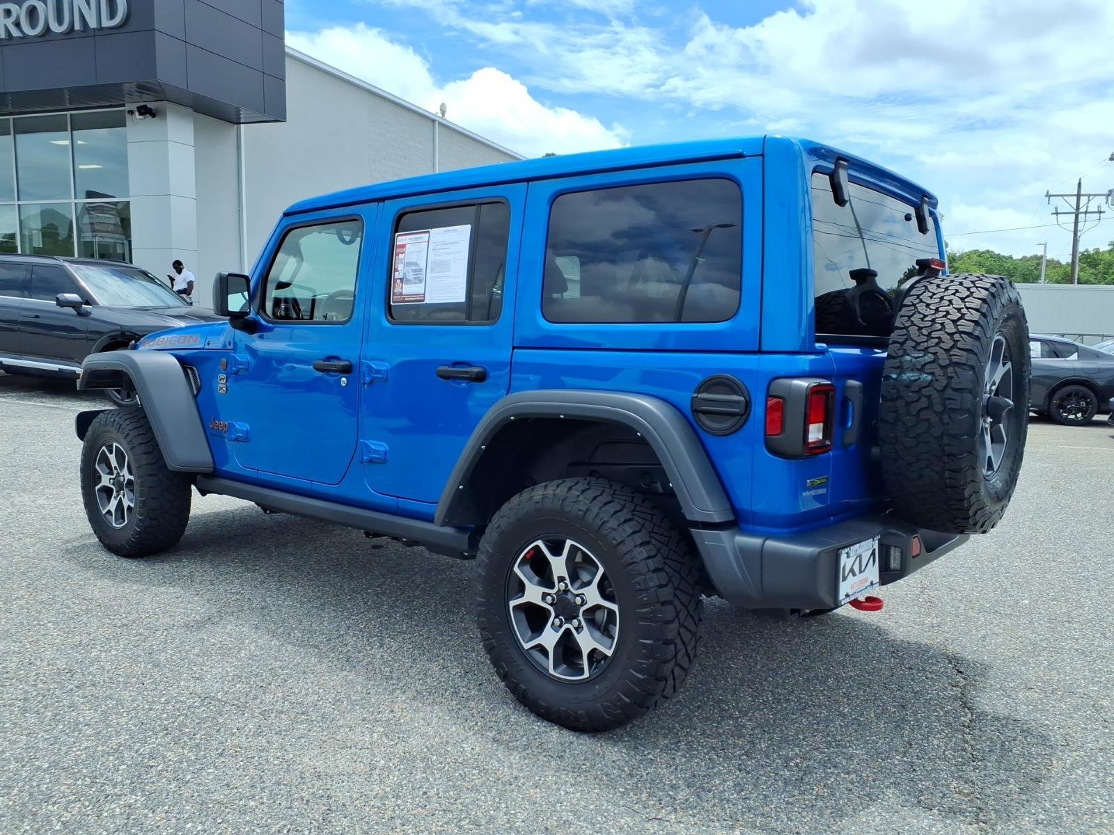 Used 2023 Hydro Blue Pearlcoat Jeep Rubicon image 21