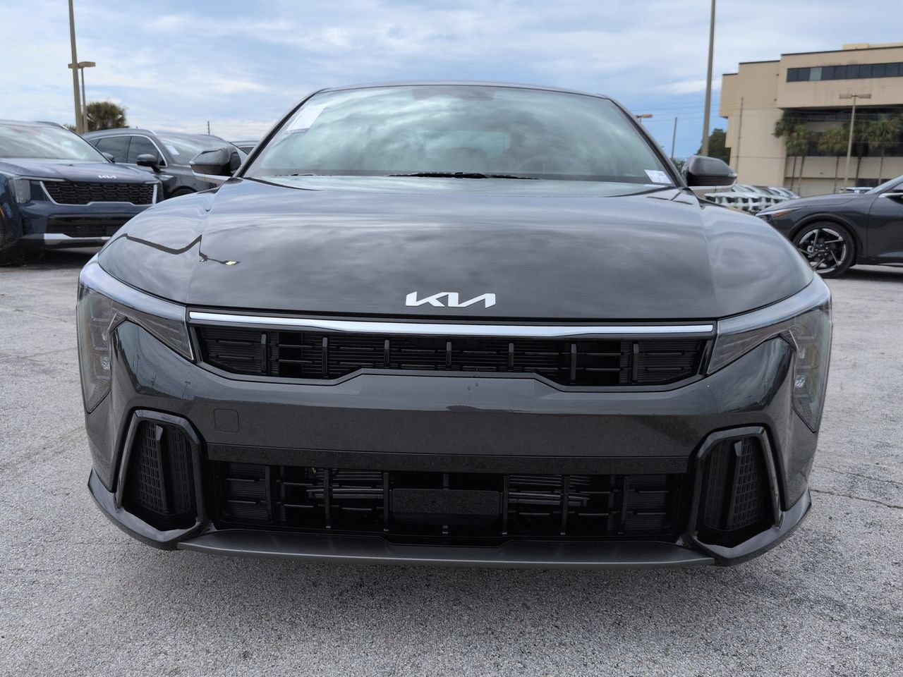 New 2026 Interstellar Gray Kia GT-Line image 9
