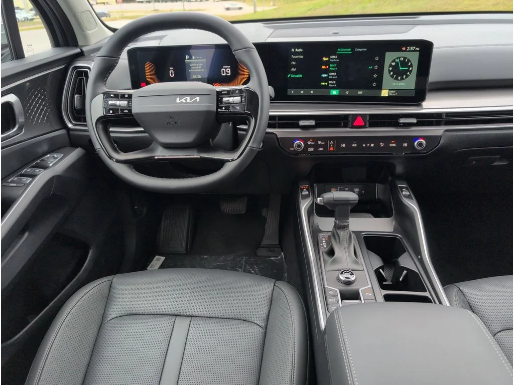 New 2026 Wolf Gray Kia S image 35