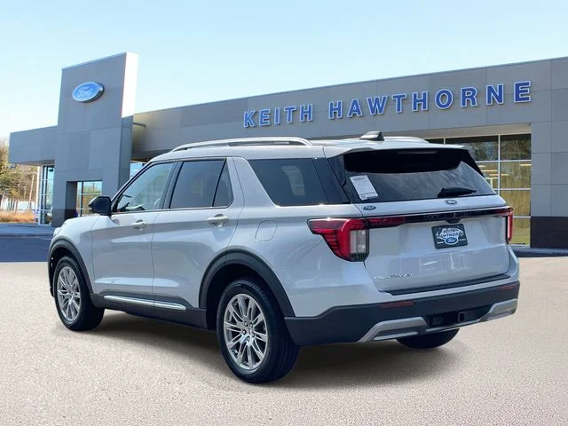 New 2026 Space White Metallic Ford Platinum™ image 4