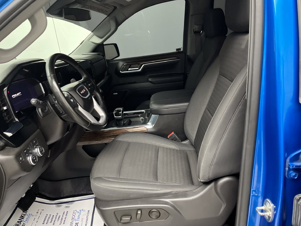 Certified Used 2024 Blue GMC Elevation image 12