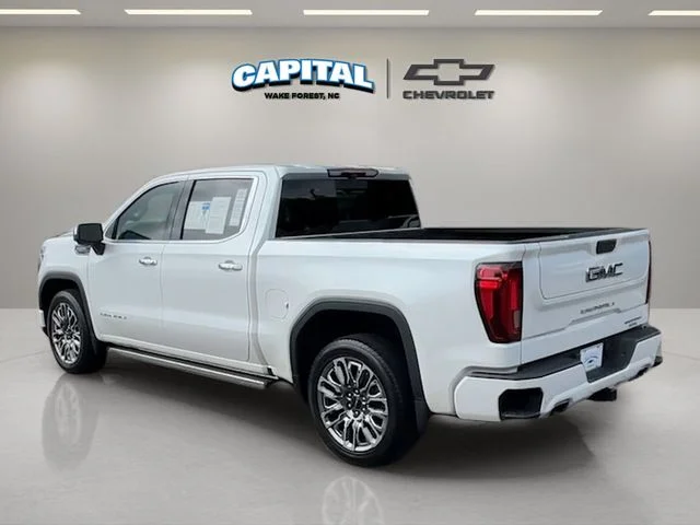 Used 2023 White GMC Denali Ultimate image 3