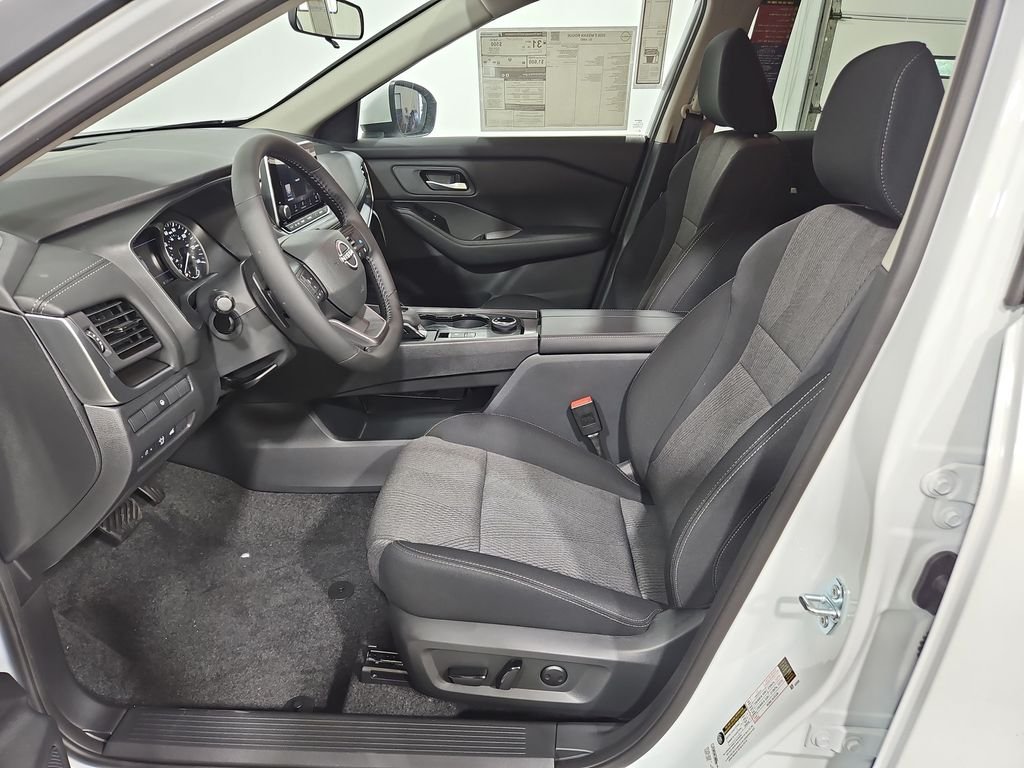 New 2026 Everest White Pearl TriCoat Nissan SV image 10
