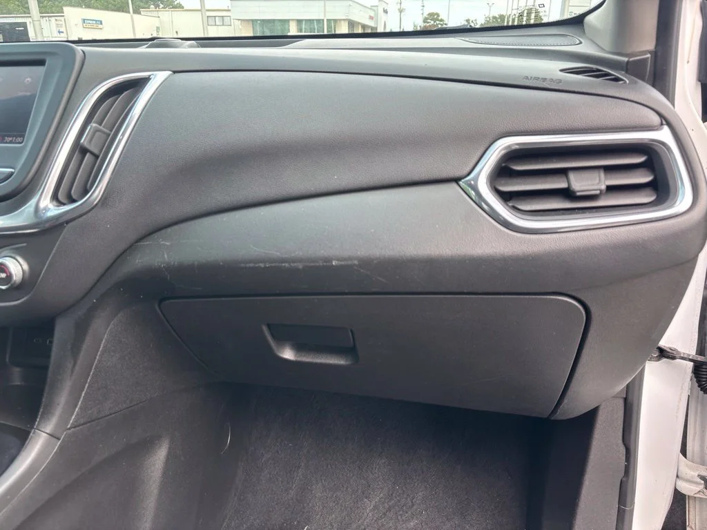 Used 2021 White Chevrolet LT image 20