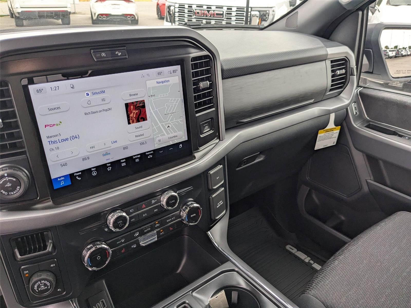 New 2026 Oxford White Ford XLT image 19
