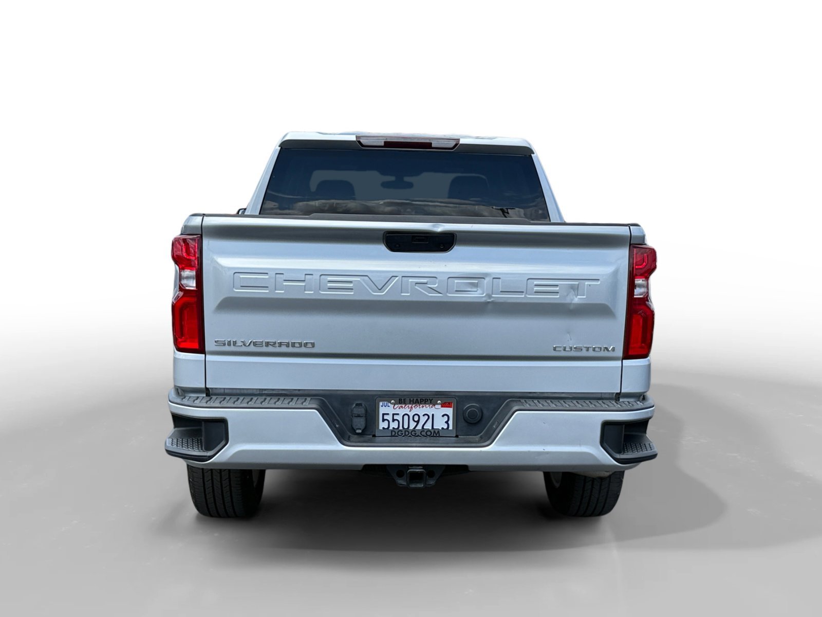 Used 2021 Silver Ice Metallic Chevrolet Custom image 4