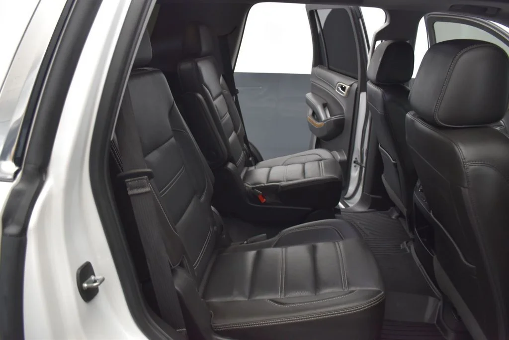 Certified Used 2019 White GMC Denali image 24