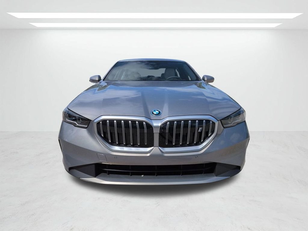 New 2026 Gray Metallic BMW eDrive40 image 9