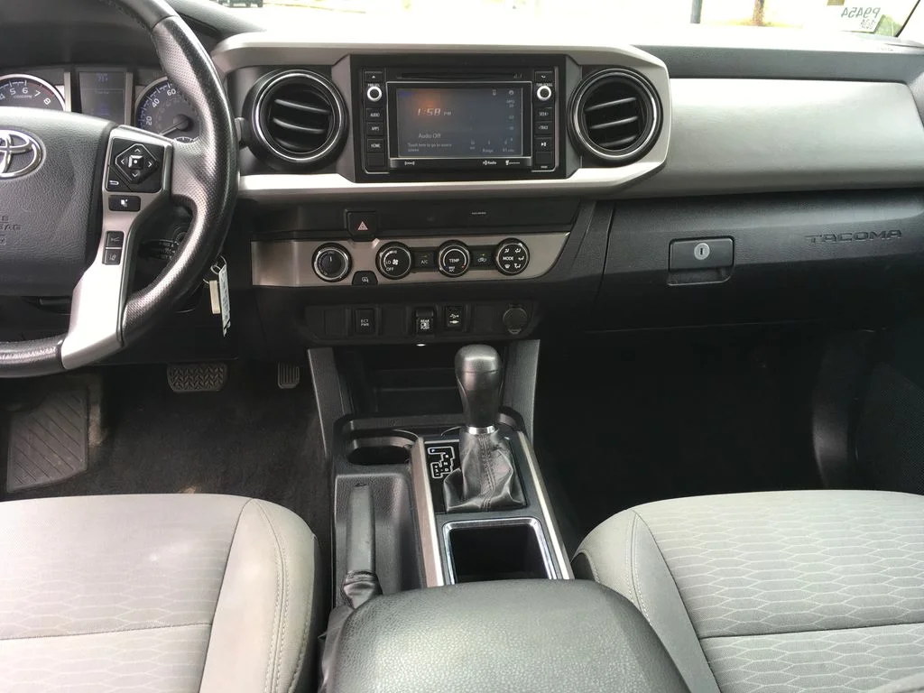 2019 Toyota Tacoma SR5 - Photo 25