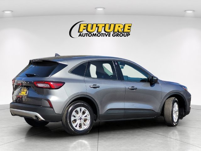 Used 2025 Gray Ford Active image 4