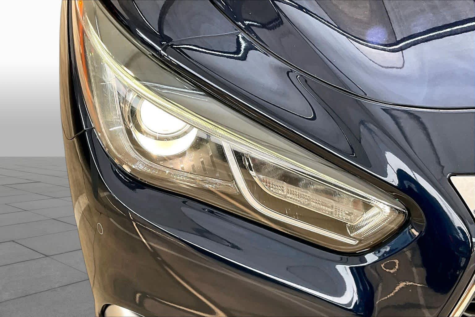 Used 2016 Hermosa Blue INFINITI  image 27
