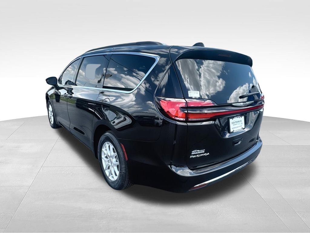 2022 Chrysler Pacifica Touring L - Photo 6