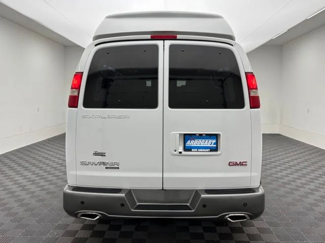 Used 2015 Summit White GMC Explorer Limited SE image 9