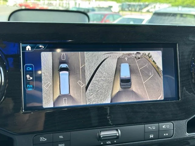 New 2027 Silver Mercedes-Benz Discovery Touring image 36