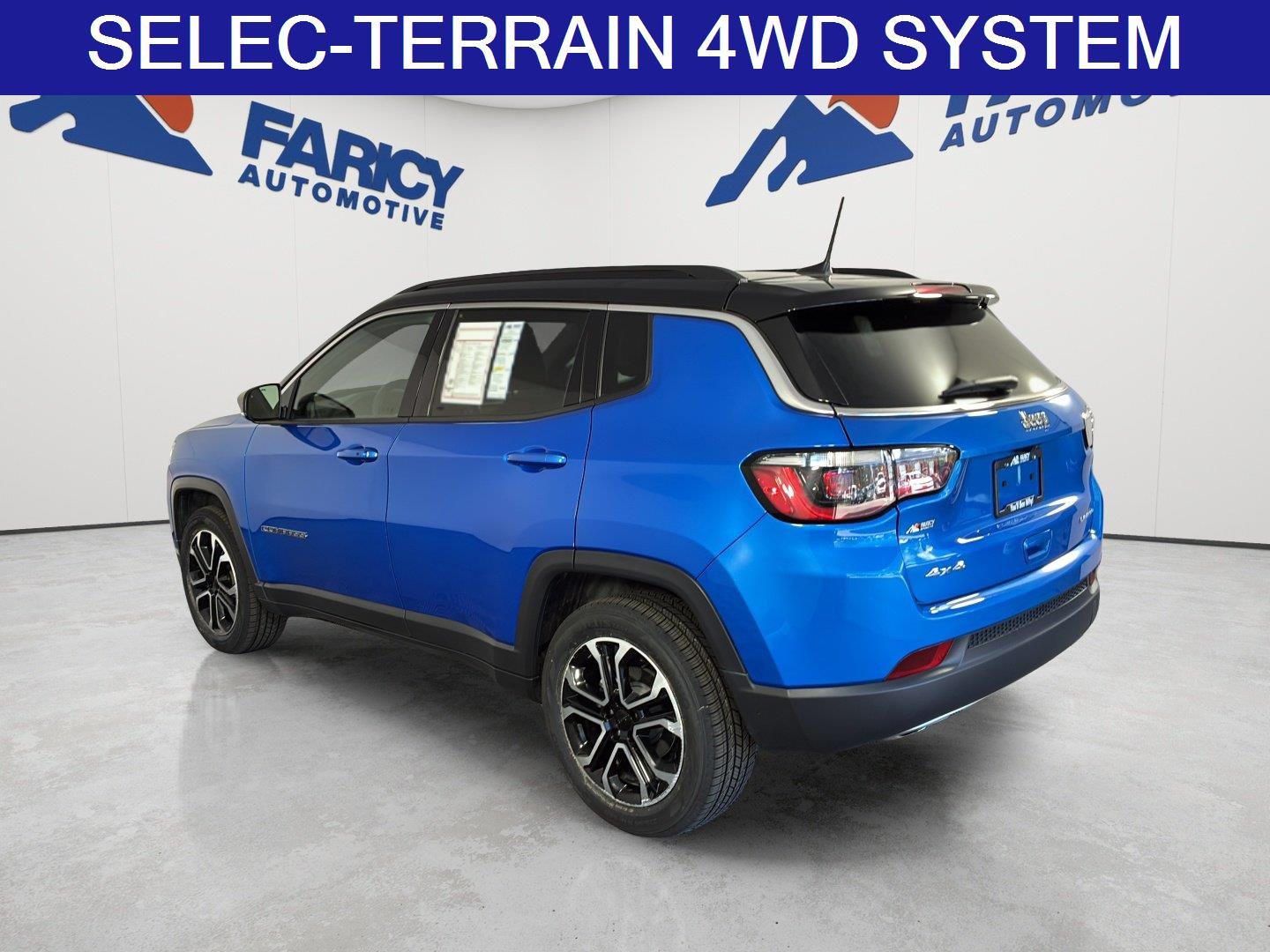 Used 2023 Laser Blue Pearlcoat Jeep Limited image 7