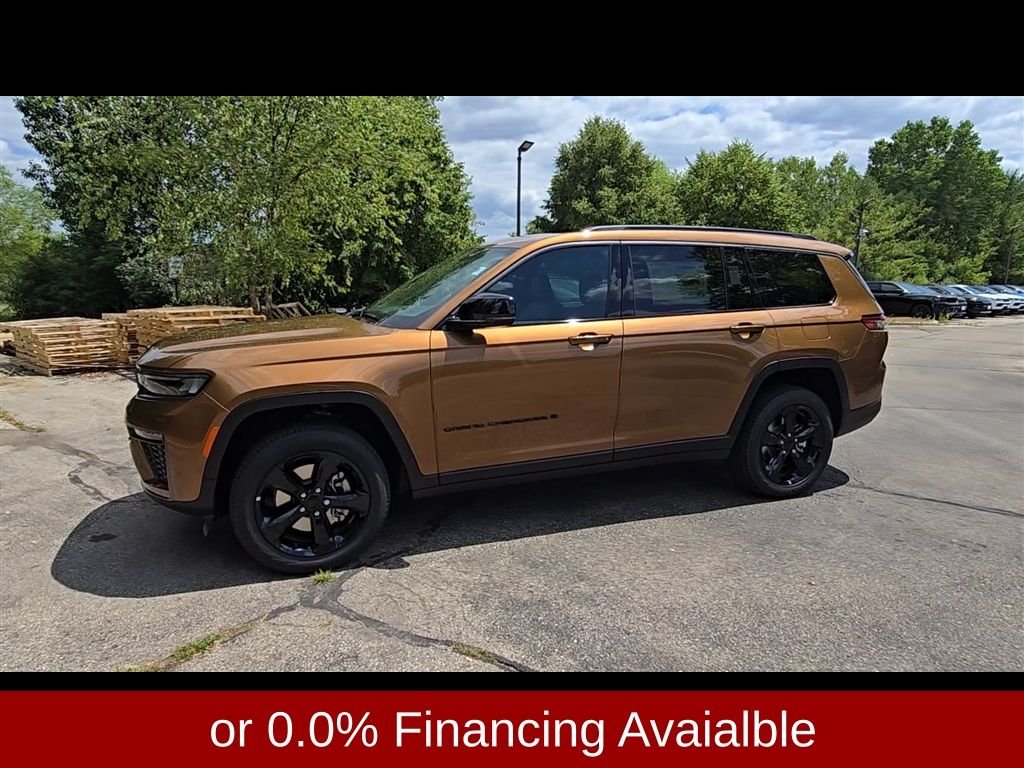New 2026 Copper Shino Metallic Clearcoat Jeep Limited image 4