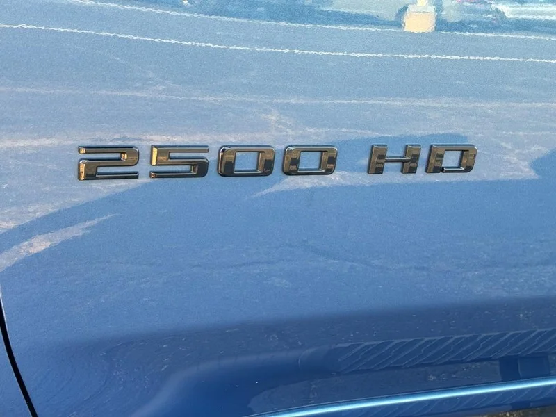 Used 2025 Lakeshore Blue Metallic Chevrolet LTZ image 9