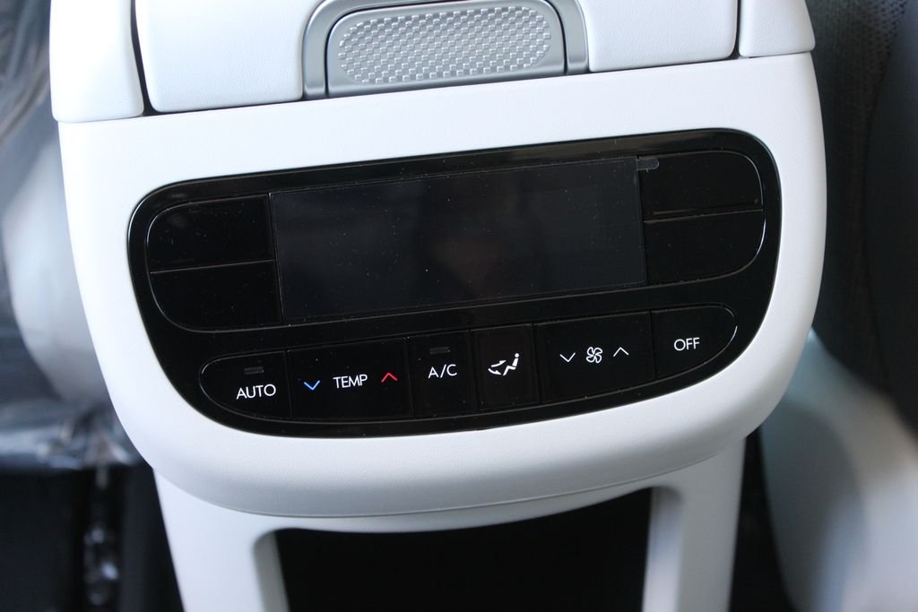 2026 Hyundai IONIQ 9 S - Photo 17