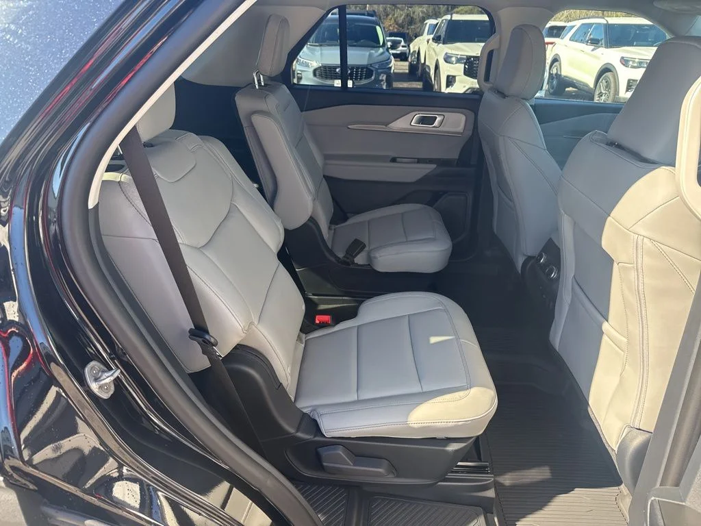 New 2026 Black Ford Active image 10