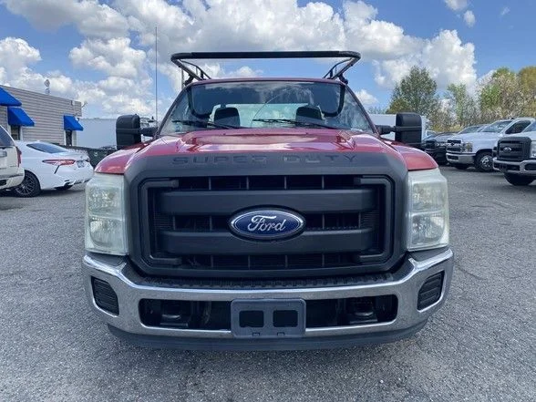 Used 2011 Red Ford XL image 3