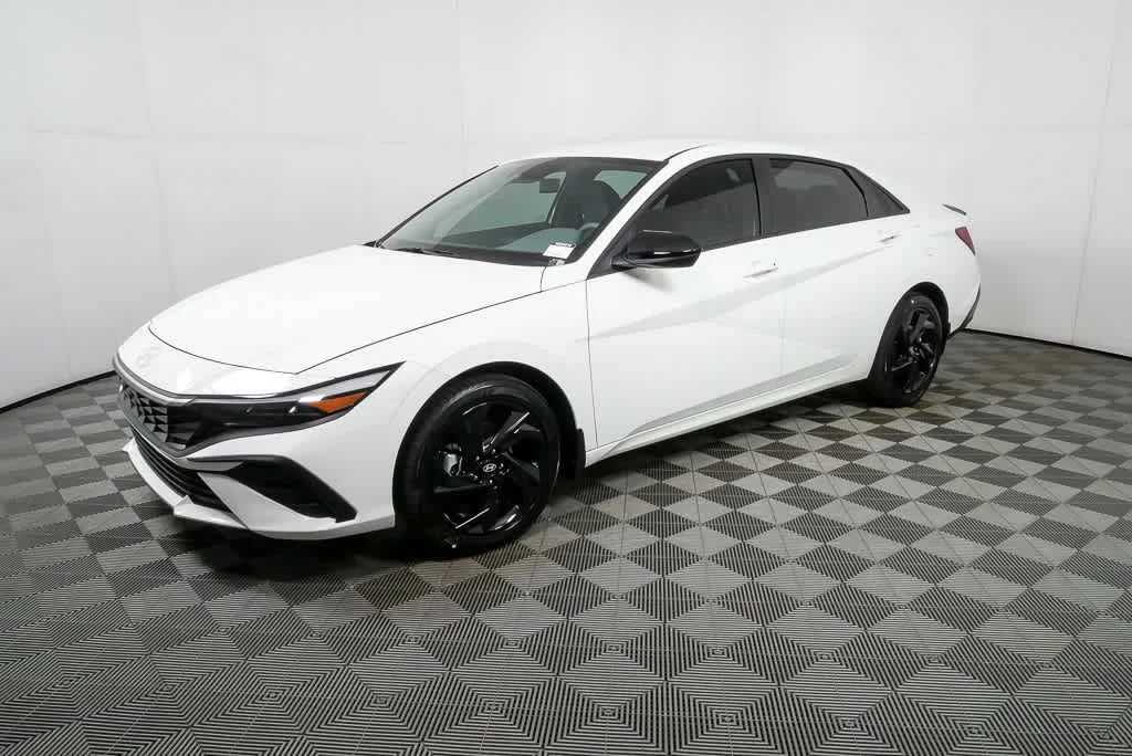 New 2026 Serenity White Hyundai SEL Sport image 5