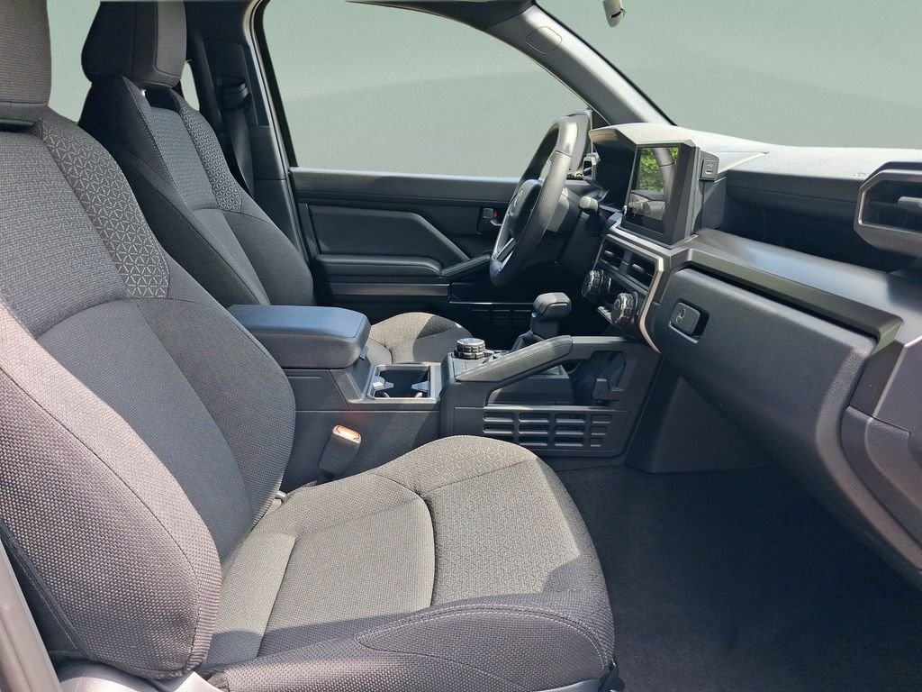 Used 2026  Toyota SR5 image 33