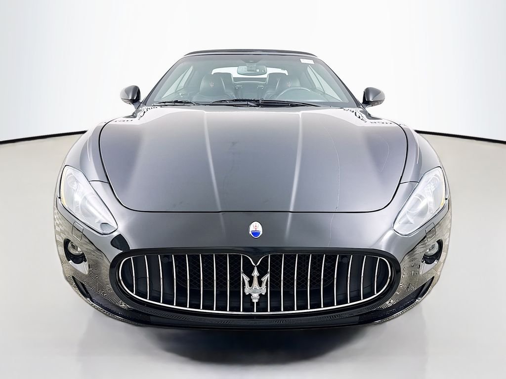Used 2013  Maserati Sport image 2