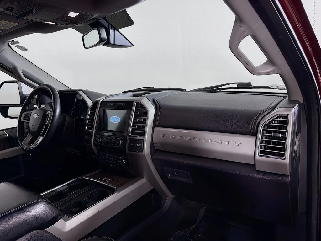Used 2017 Red Ford Lariat image 27