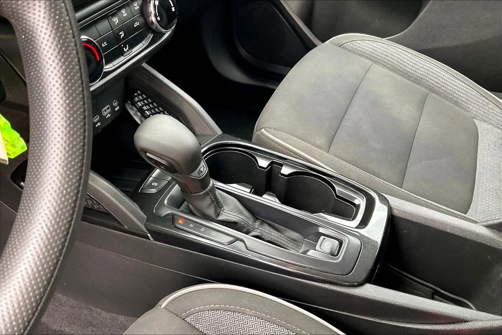 Used 2022 Gray Chevrolet LS image 17