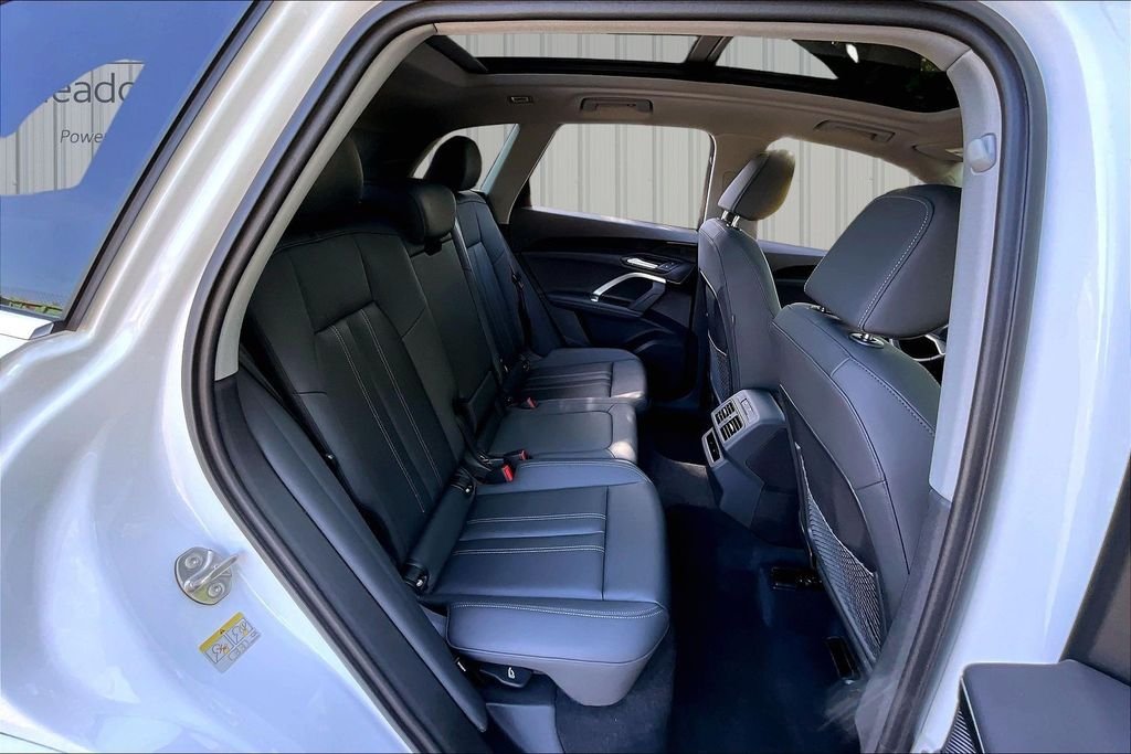 Used 2025 White Audi 2.0T Premium image 25