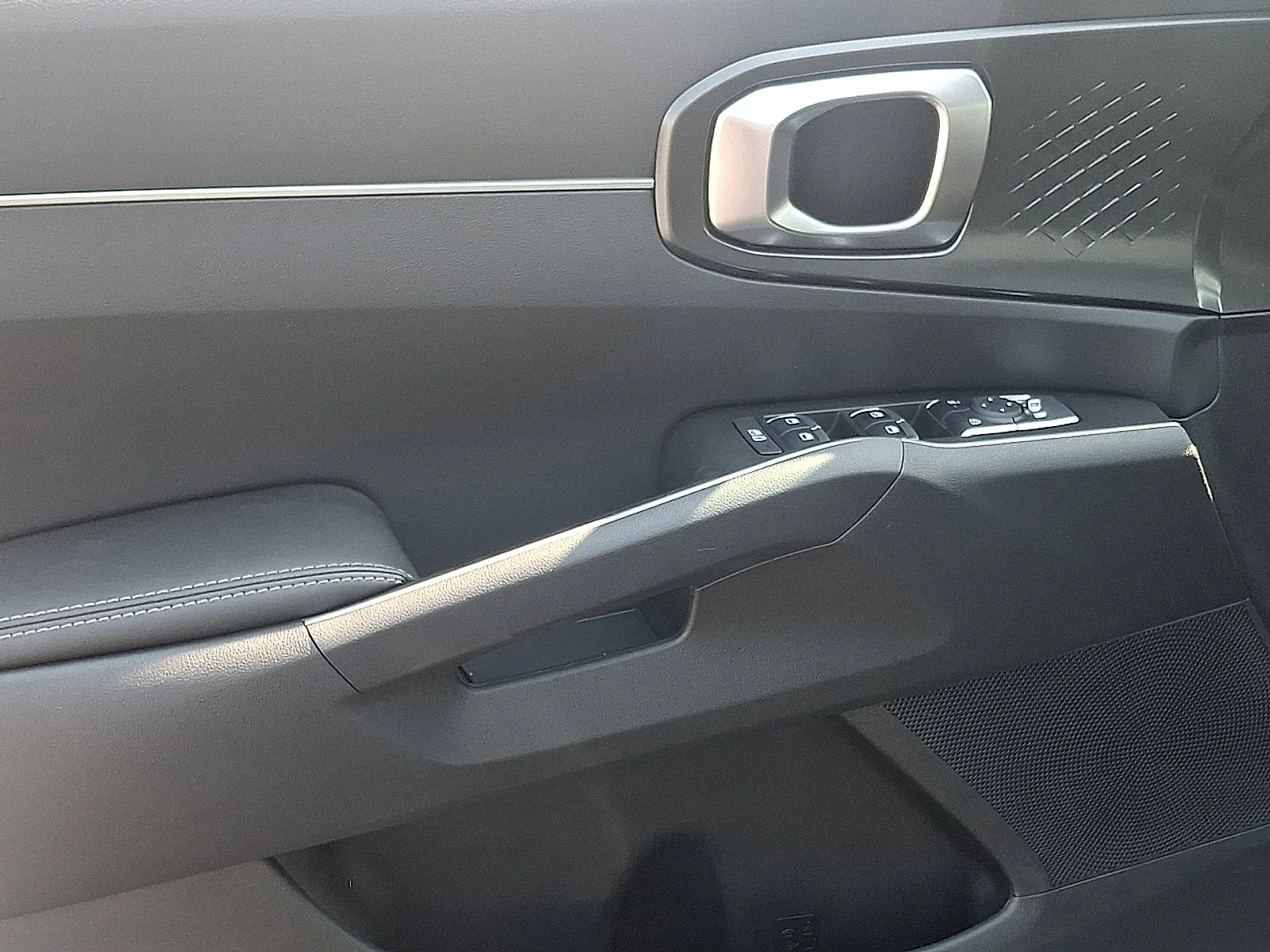 New 2026 Gray Kia S image 12