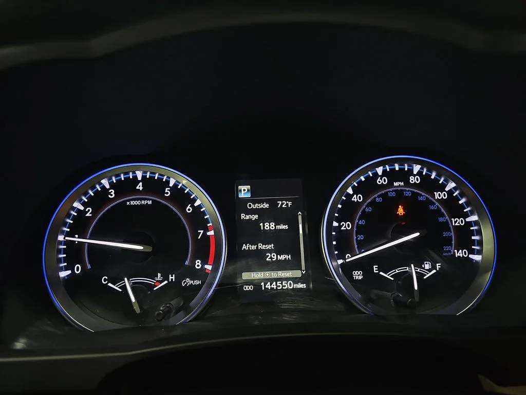 Used 2017 Black Toyota XLE image 21