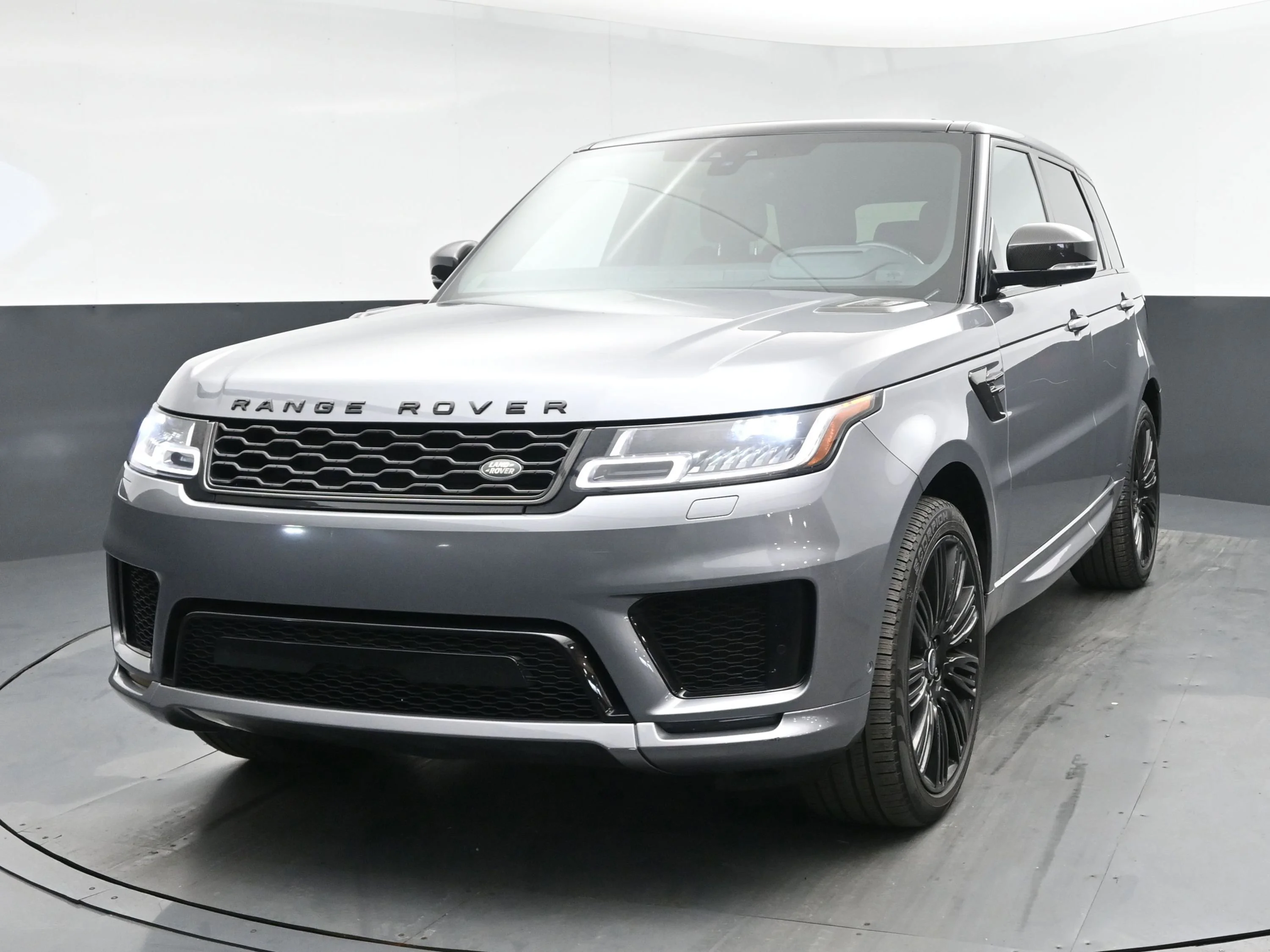 2020 Land Rover Range Rover Sport P525 HSE's photo