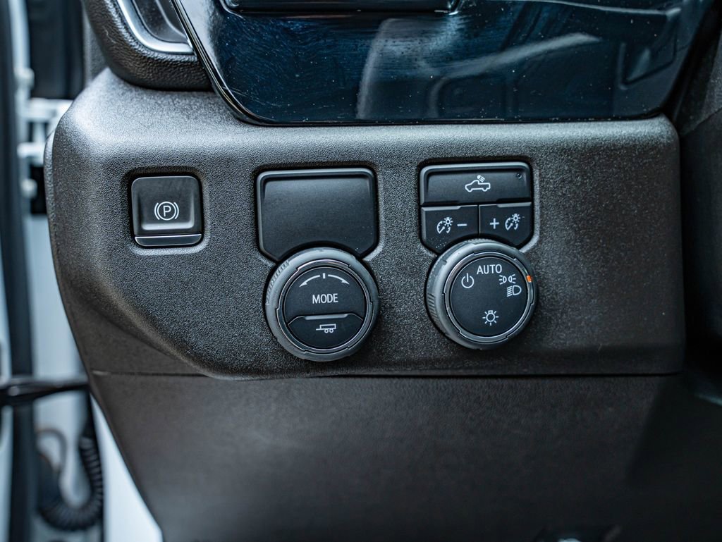 Used 2023 Summit White Chevrolet LT image 18
