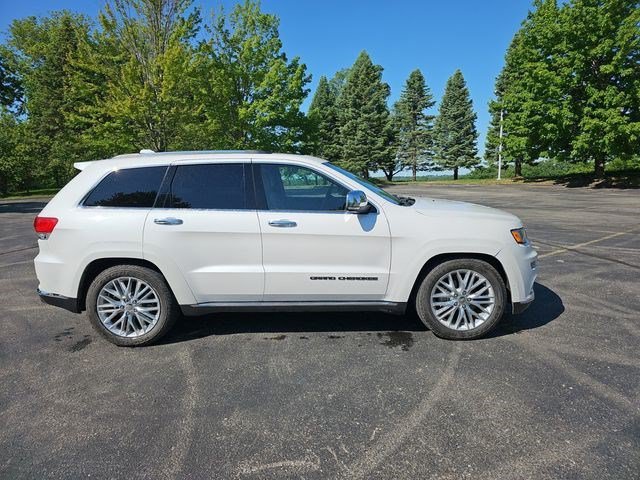 Used 2017 Ivory 3-Coat Jeep Summit image 6
