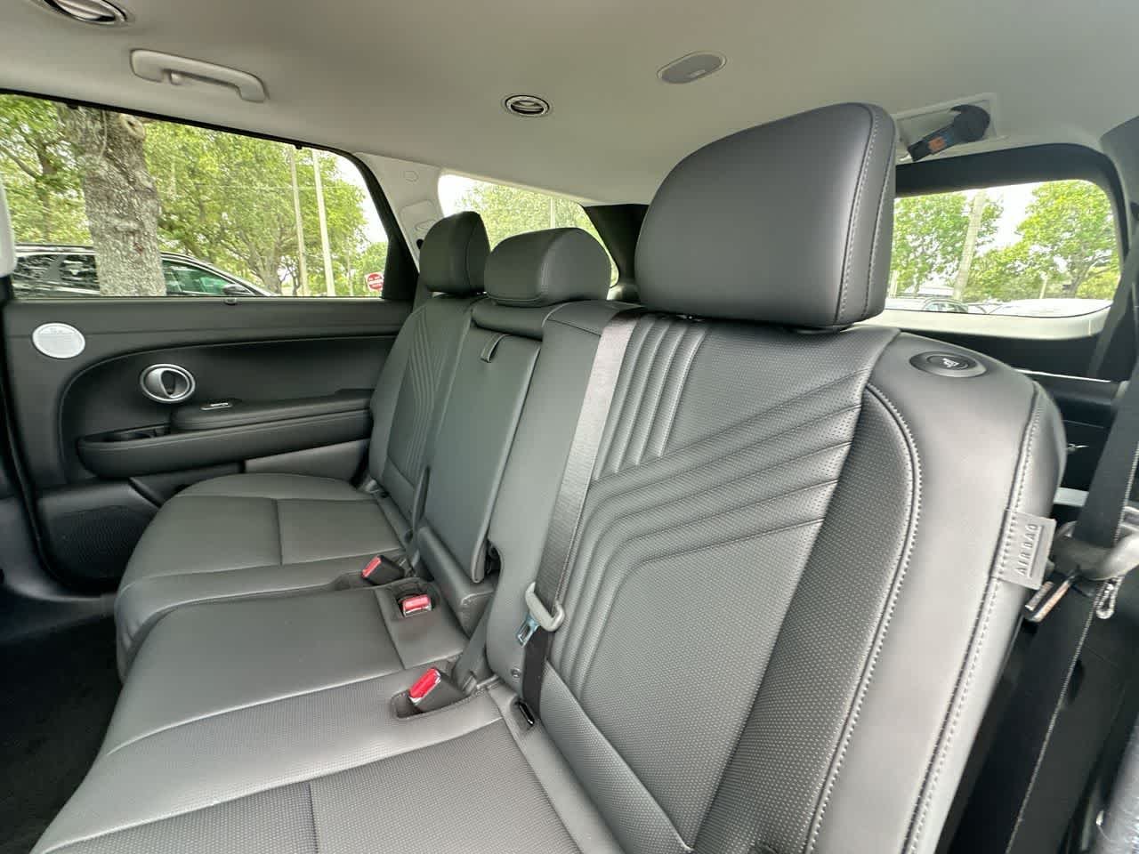 New 2026 Ecotronic Gray Pearl Hyundai Blue SEL Premium 8P image 22
