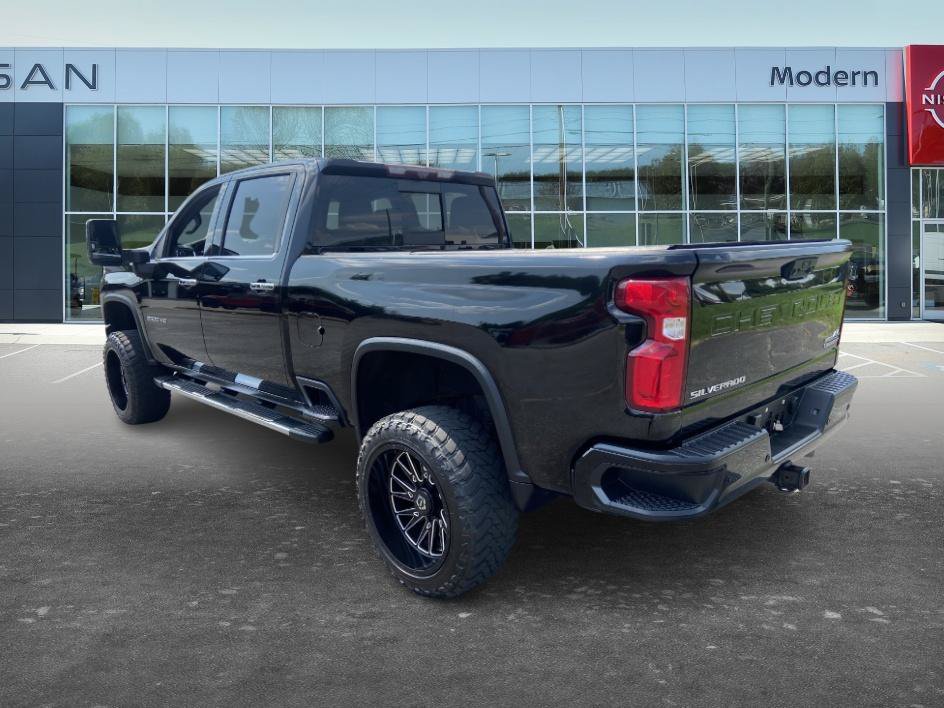Used 2021 Black Chevrolet High Country image 7