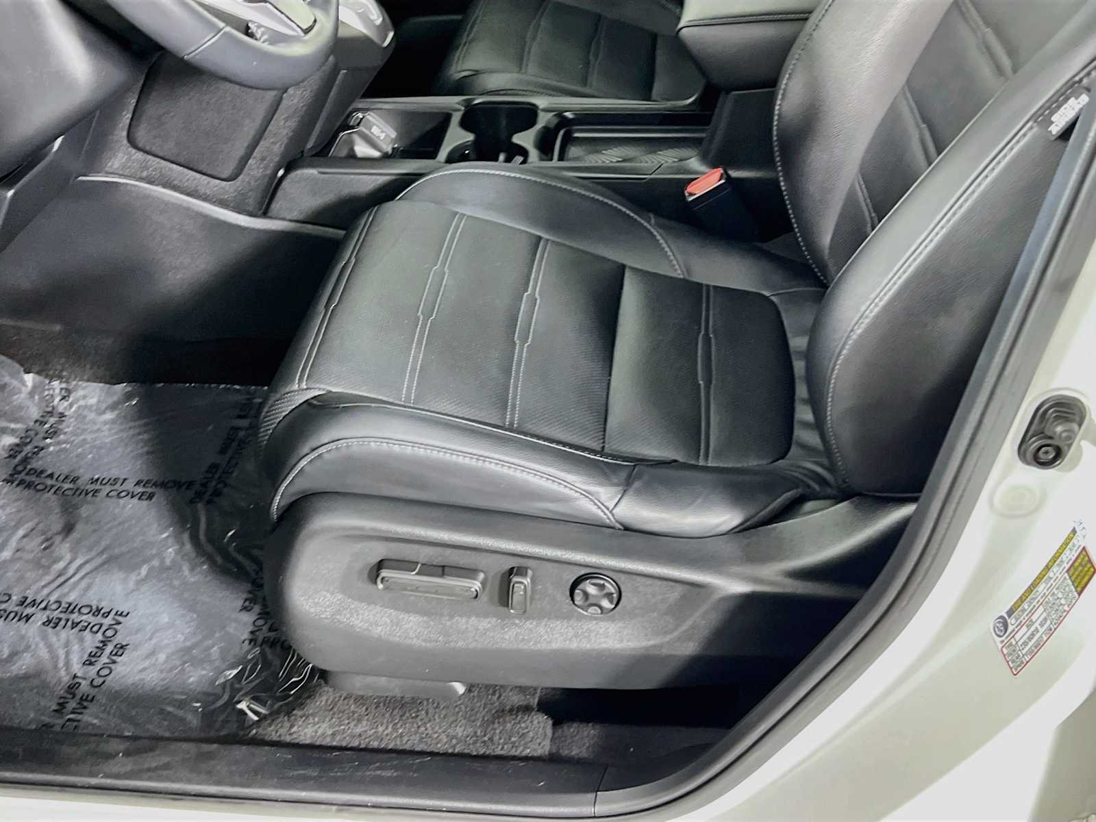 Used 2019 Platinum White Pearl Honda Touring image 20