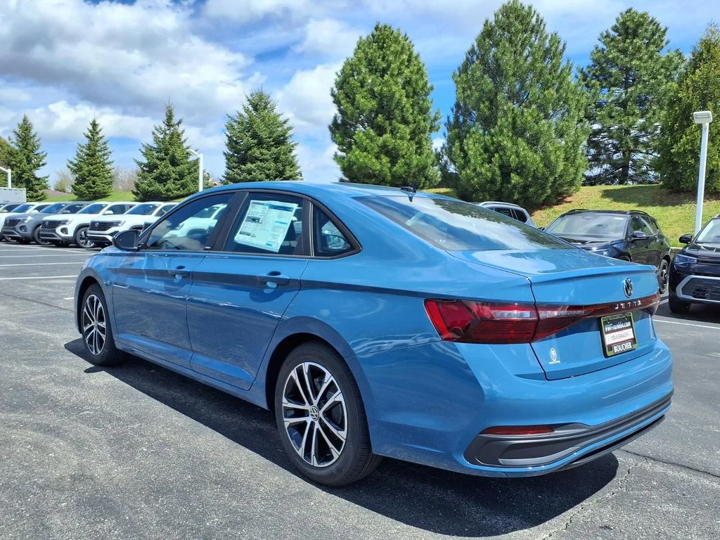 New 2026 Monterey Blue Pearl Volkswagen 1.5T Sport image 4