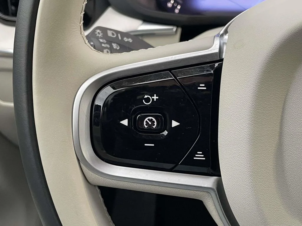 2026 Volvo XC60 Ultra - Photo 10