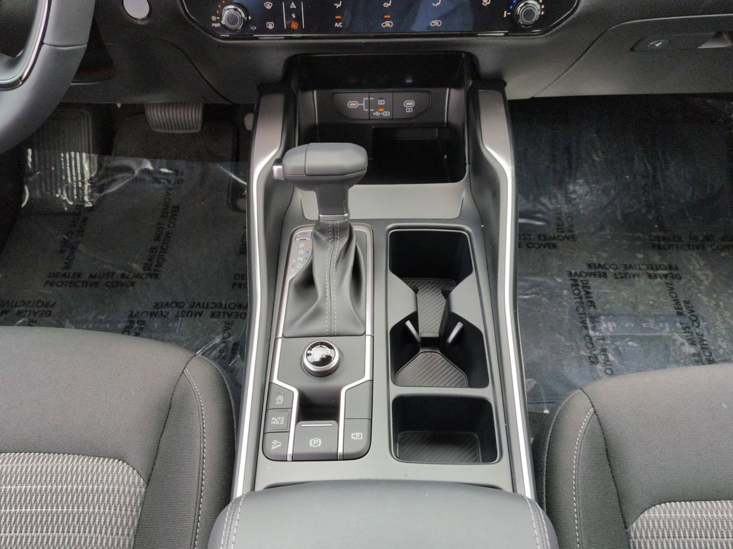 New 2026 Ivory Silver Kia LX image 22