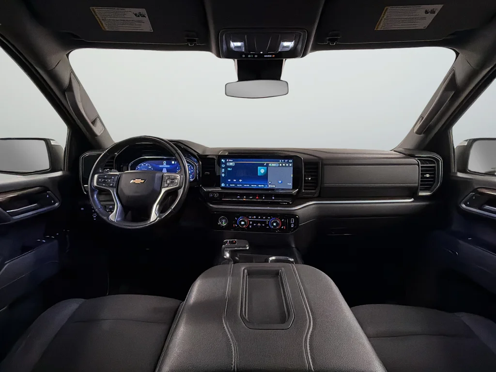 Used 2022 Gray Chevrolet LT image 12
