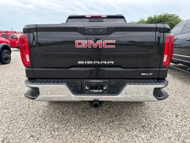 Used 2025 Black GMC SLT image 4