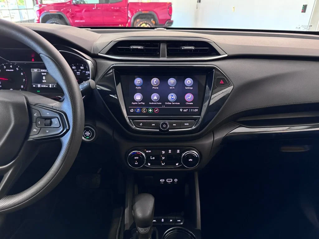 2023 Chevrolet TrailBlazer LT - Photo 17