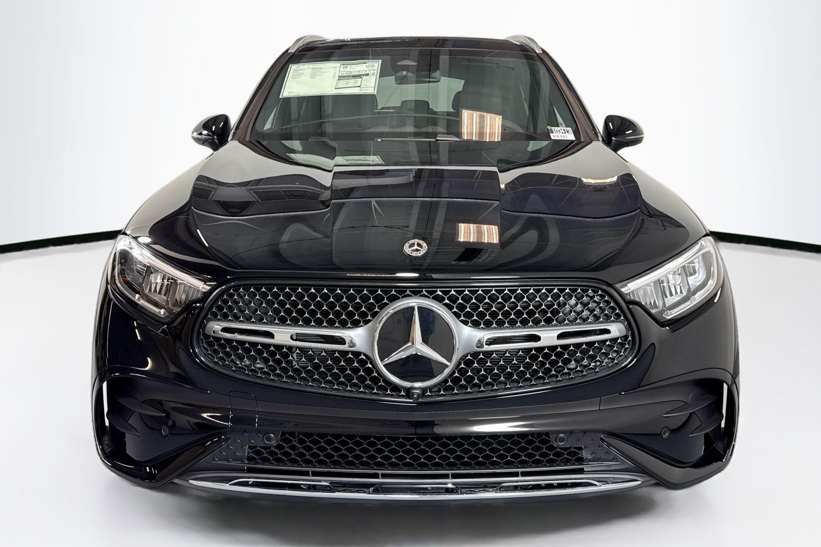 New 2026 Black Mercedes-Benz GLC 300 image 2