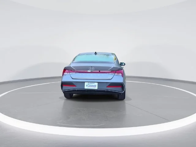 Used 2026 Silver Hyundai Blue image 7
