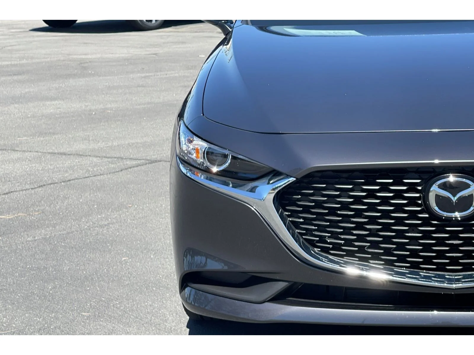 Used 2025 Machine Gray Metallic Mazda Select image 43