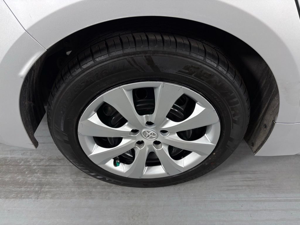 Used 2023 Silver Toyota LE image 11
