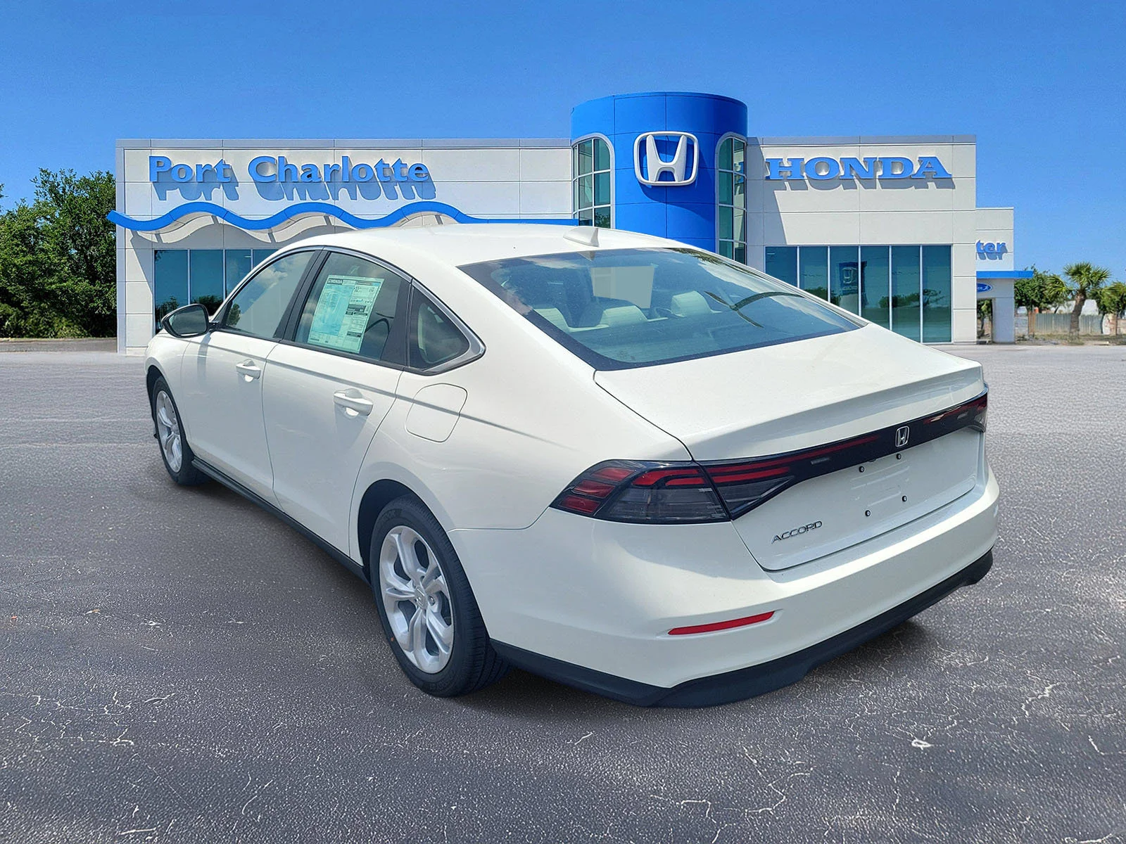 New 2026 Platinum White Pearl Honda LX image 29
